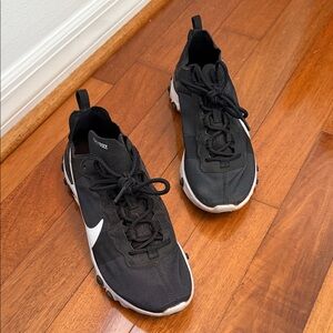 Nike Black and White Sneakers